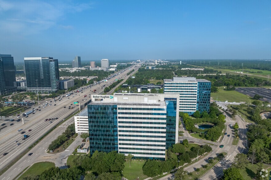 More Photos Of 575 N Dairy Ashford Rd, Houston Office For Sale
