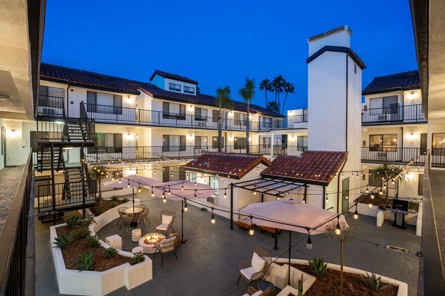 More Photos Of 1318 N Mansfield Ave, Los Angeles Apartments For Sale