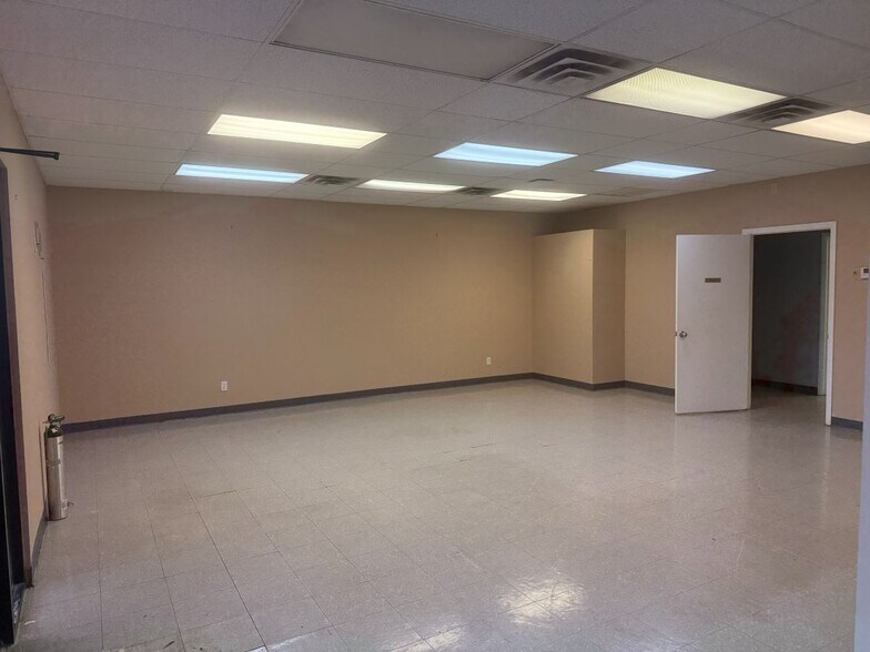 More Photos Of 900 Virginia Ave, Fort Pierce Medical For Lease