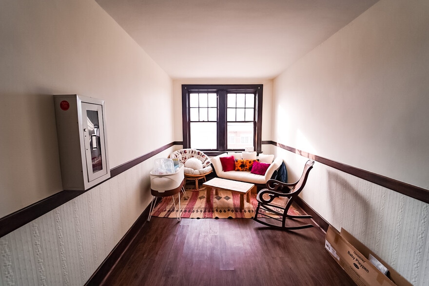 More Photos Of 2101 N Pennsylvania St, Indianapolis Apartments For Sale