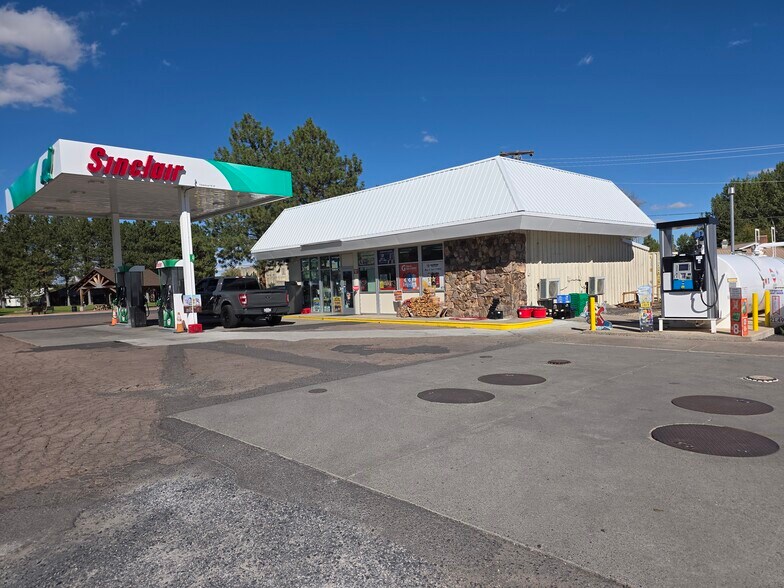 More Photos Of 103 US-20, Hines General Retail For Sale