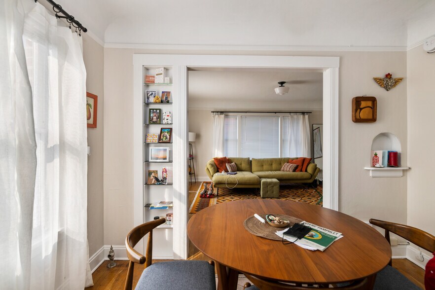 More Photos Of 4319 SW Oregon St, Seattle Apartments For Sale