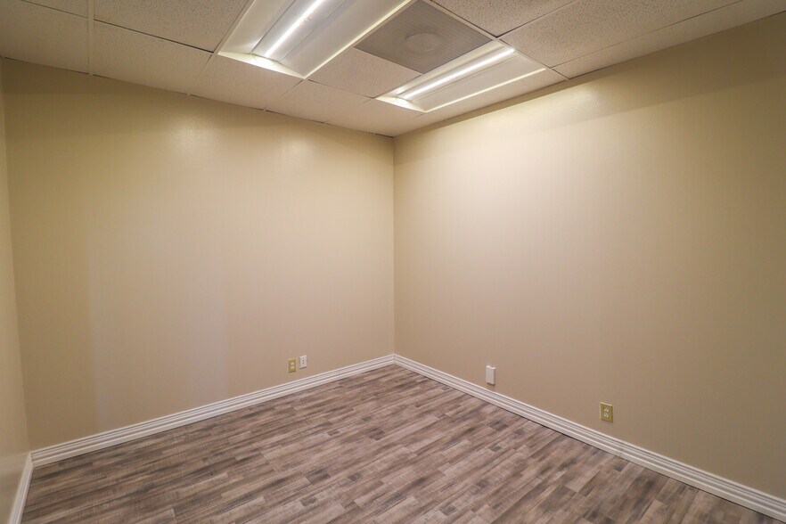 More Photos Of 13131 Champions Dr, Houston Medical For Lease