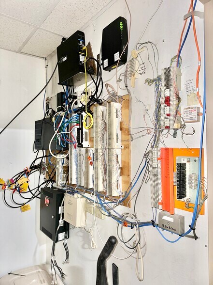 More Photos Of 9245 Calumet Ave, Munster Office For Lease