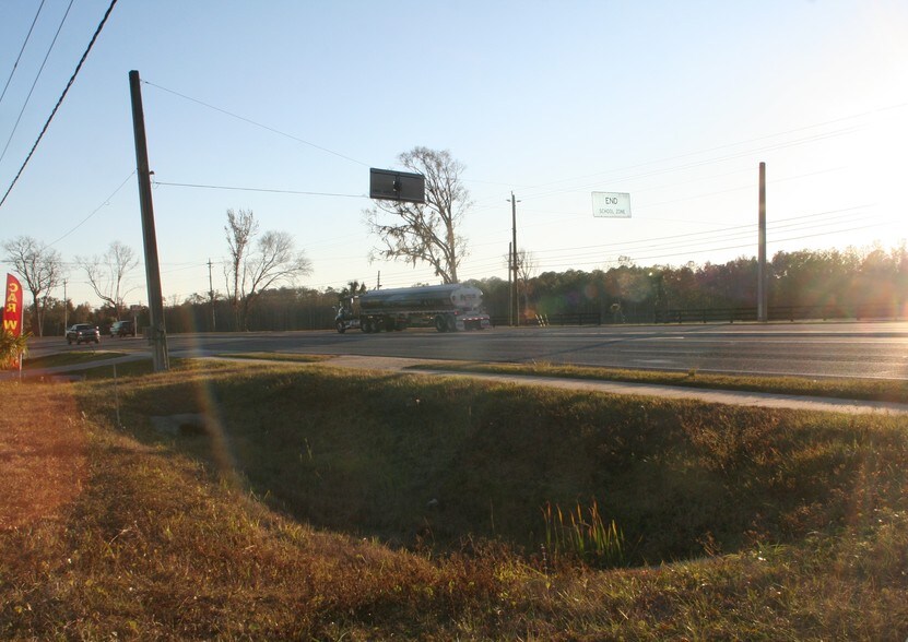 More Photos Of 542640 US Highway 1, Callahan Land For Sale