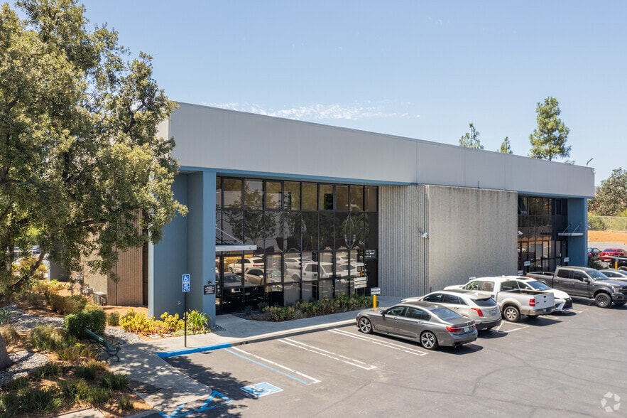 More Photos Of 5126 Clareton Dr, Agoura Hills Unknown For Lease
