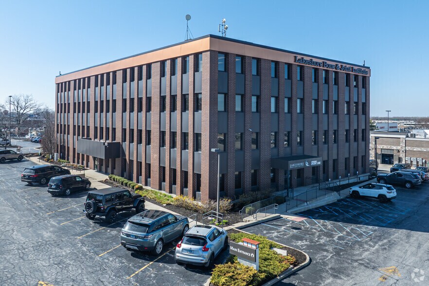 More Photos Of 833 W Lincoln Hwy, Schererville Office For Sale