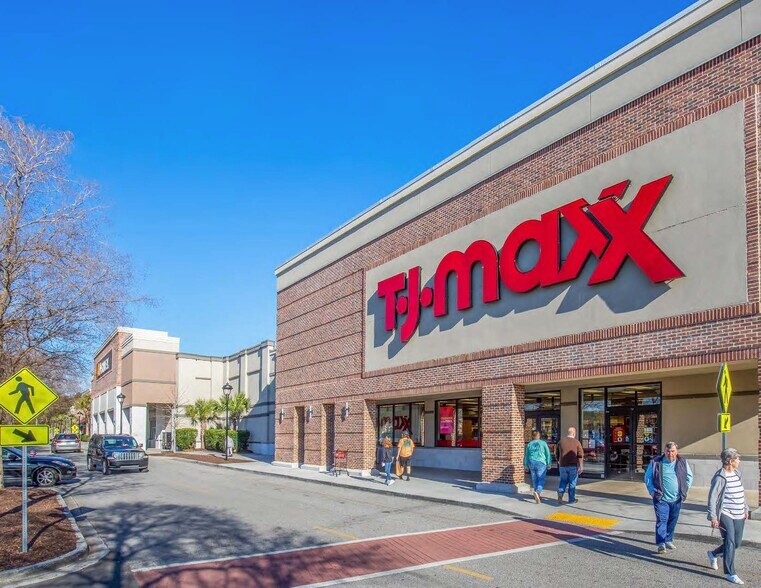 More Photos Of 1500 Hwy 17 Byp N, Mount Pleasant Unknown For Lease