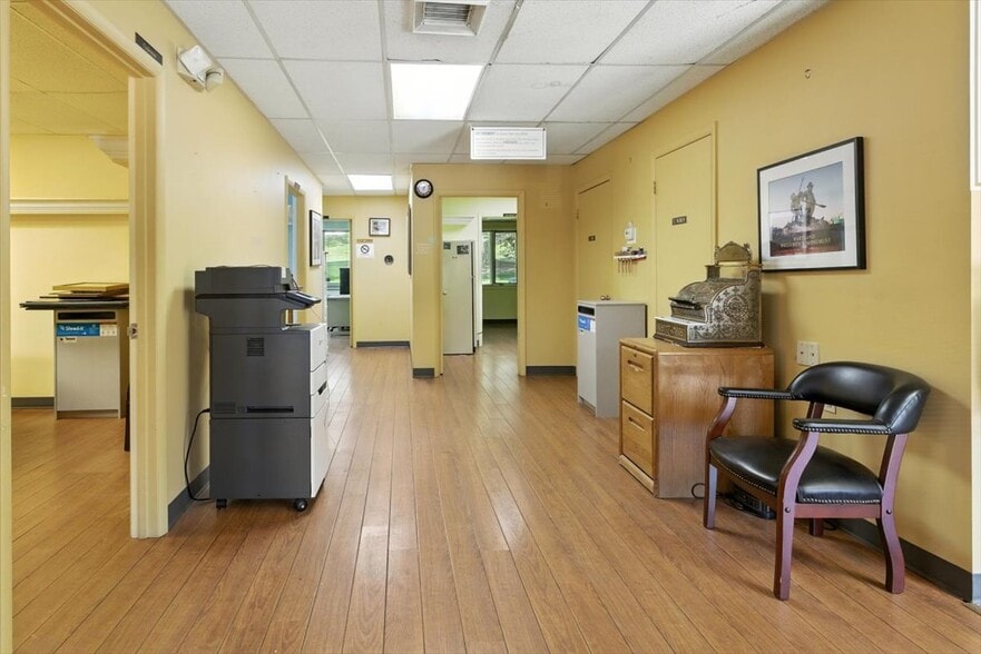 More Photos Of 5405 Twin Knolls Rd, Columbia Medical For Sale