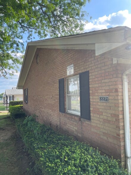 More Photos Of 2271 Hepburn Ave, Dayton Apartments For Sale