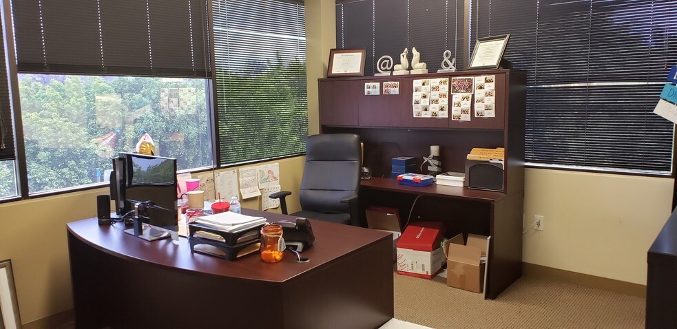 More Photos Of 2601 Saturn St, Brea Office For Lease