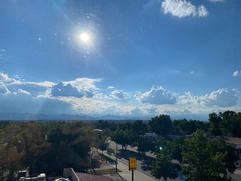 More Photos Of 1100 W Littleton Blvd, Littleton Loft Creative Space For Sale