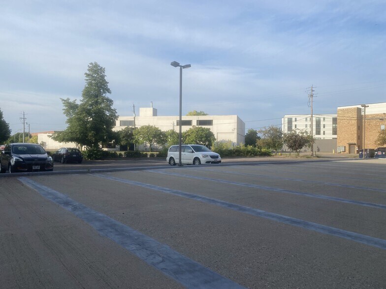 More Photos Of 1408 Strongs Ave, Stevens Point Apartments For Lease