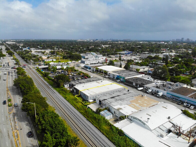 More Photos Of 3031-3035 NE 12th Ter, Oakland Park Warehouse For Sale
