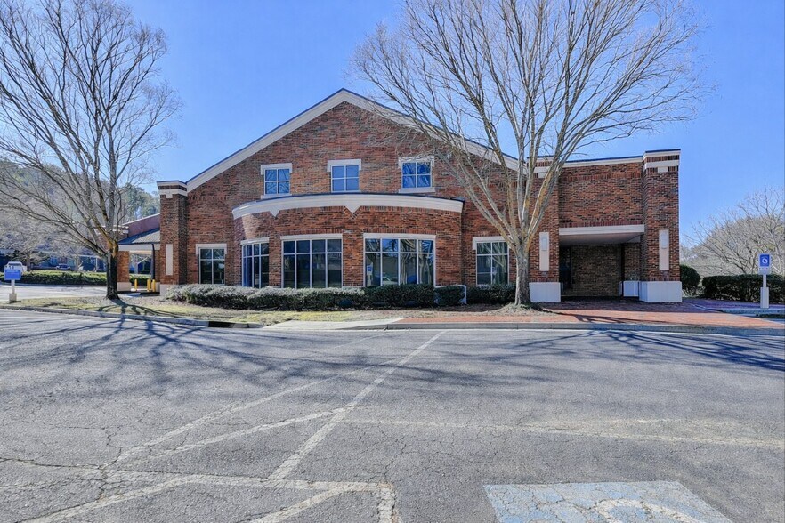 More Photos Of 10500 Old Alabama Connector Rd, Alpharetta Bank For Sale