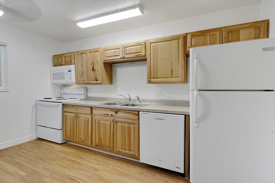 More Photos Of 7750 W 61st Ave, Arvada Apartments For Sale