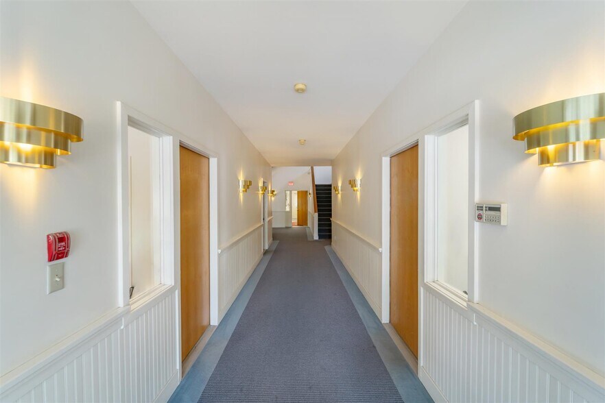 More Photos Of 108 Main St, New Paltz Medical For Lease