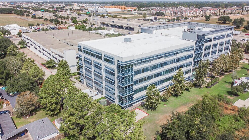 More Photos Of 19219 Katy Fwy, Houston Office For Lease