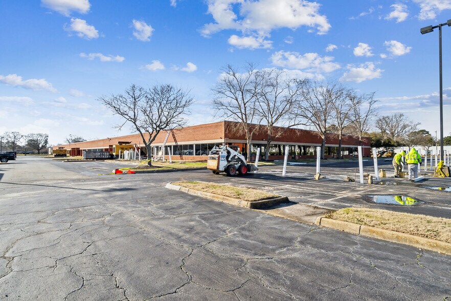 More Photos Of 2510 Walmer Ave, Norfolk Office For Sale