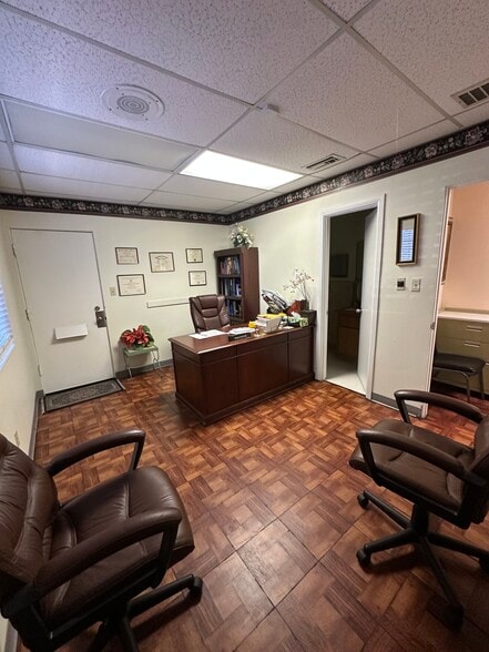 More Photos Of 750 E Latham Ave, Hemet Medical For Sale
