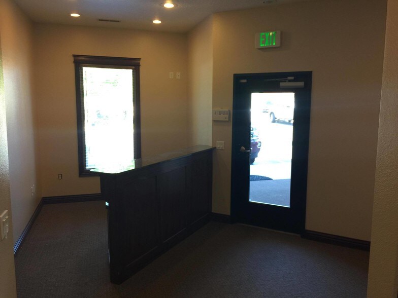 More Photos Of 5987 W State St, Boise Office For Lease