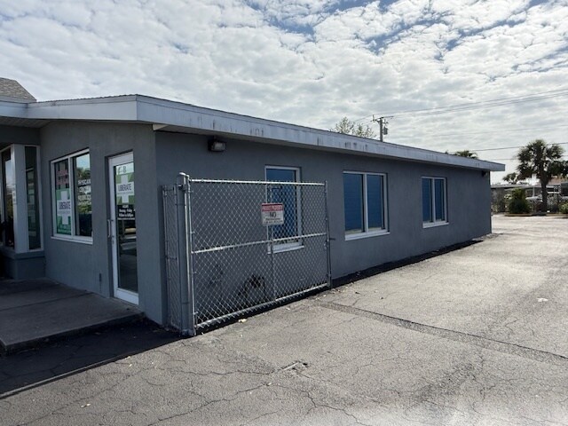 More Photos Of 3841 Tamiami Trl, Port Charlotte Medical For Sale