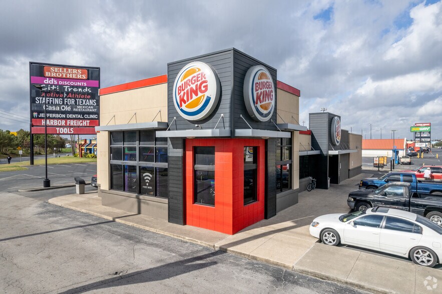 More Photos Of 1000-1094 Federal Rd, Houston Unknown For Lease