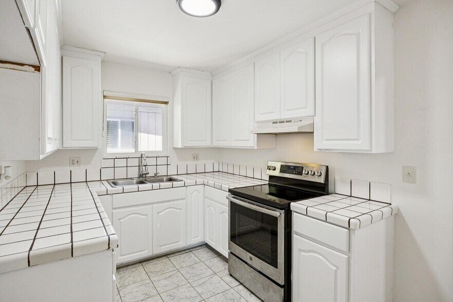 More Photos Of 601 Burns Ave, Aptos Multifamily For Sale