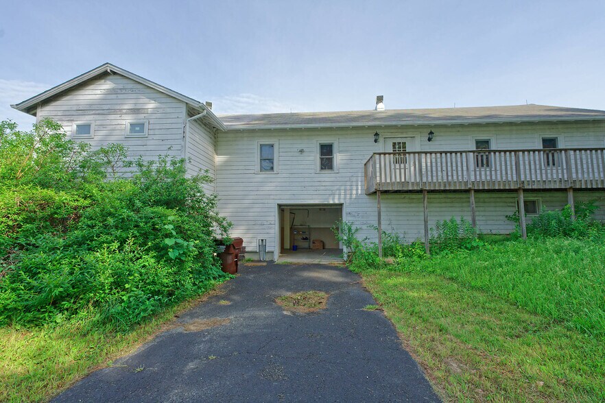 More Photos Of 111 Picard Rd, Voorheesville Restaurant For Lease