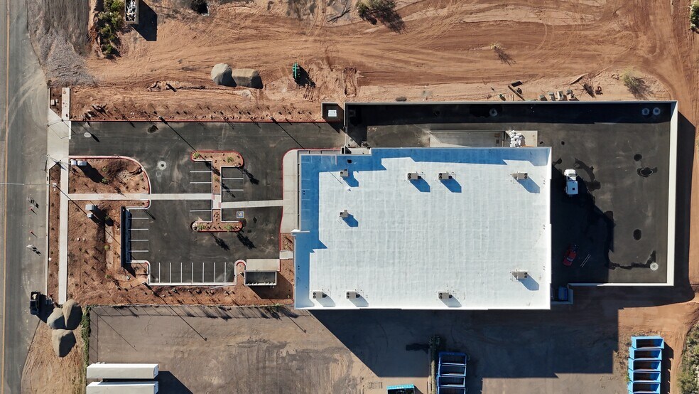 More Photos Of 11244 E Pecos Rd, Mesa Distribution For Sale