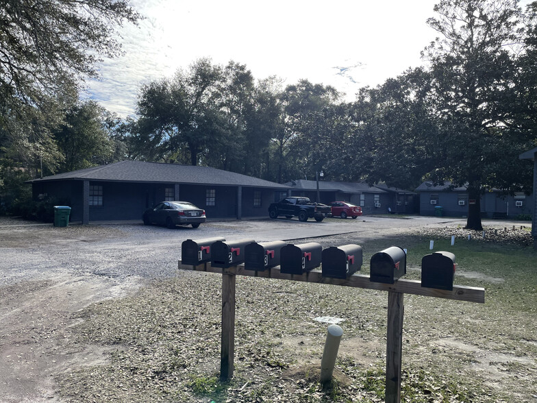 Primary Photo Of 705 26th 1/2 St, Gulfport Apartments For Sale