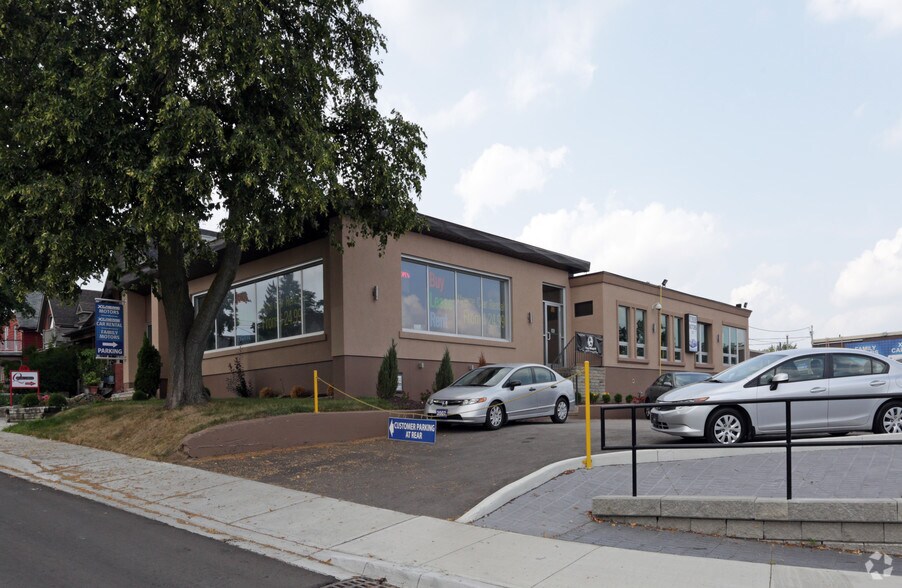 Primary Photo Of 178 Louisa St, Kitchener Auto Dealership For Sale