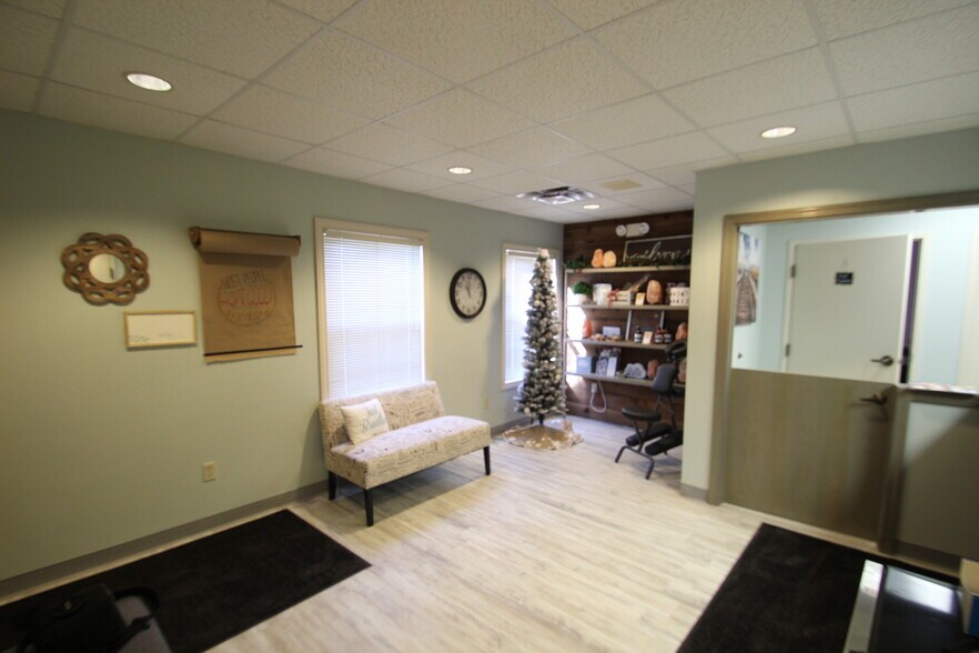 More Photos Of 3575 Reserve Commons Dr, Medina Medical For Lease