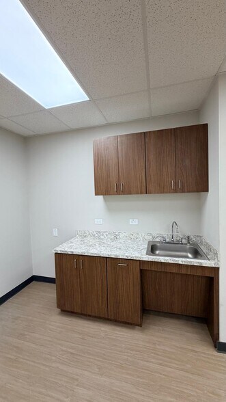More Photos Of 3231-3233 Irving Blvd. & 5015 Sharp St, Dallas Warehouse For Sale