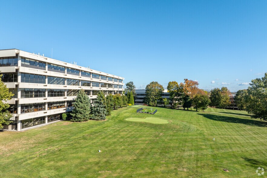 More Photos Of 100 Matsonford Rd, Radnor Unknown For Lease