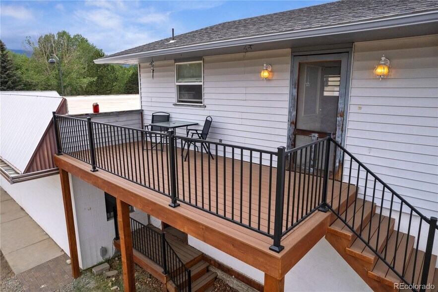 More Photos Of 202 Tabor St, Buena Vista General Retail For Sale