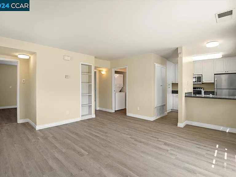 More Photos Of 2520 Walters Way, Concord Apartments For Sale