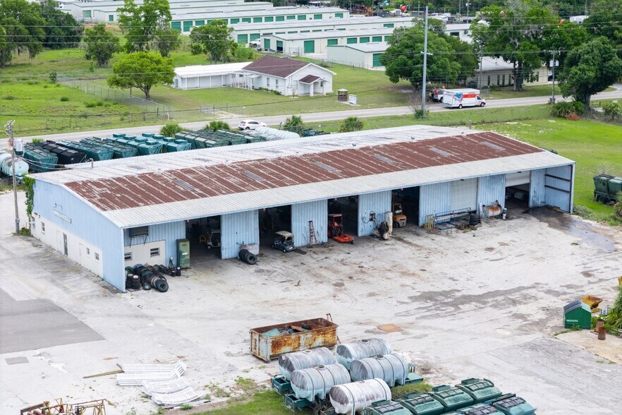 More Photos Of 100 Thornhill Rd, Auburndale Manufacturing For Sale