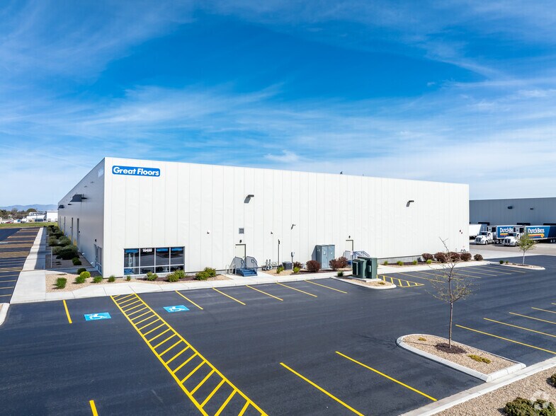 More Photos Of 16400 Norco Way, Nampa Warehouse For Lease