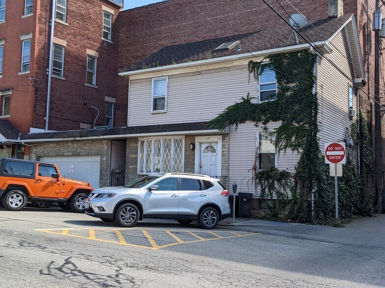 More Photos Of 109 New Castle St, Butler Apartments For Lease