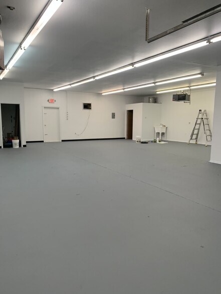 More Photos Of 778 Baseline Rd, Lafayette Warehouse For Lease