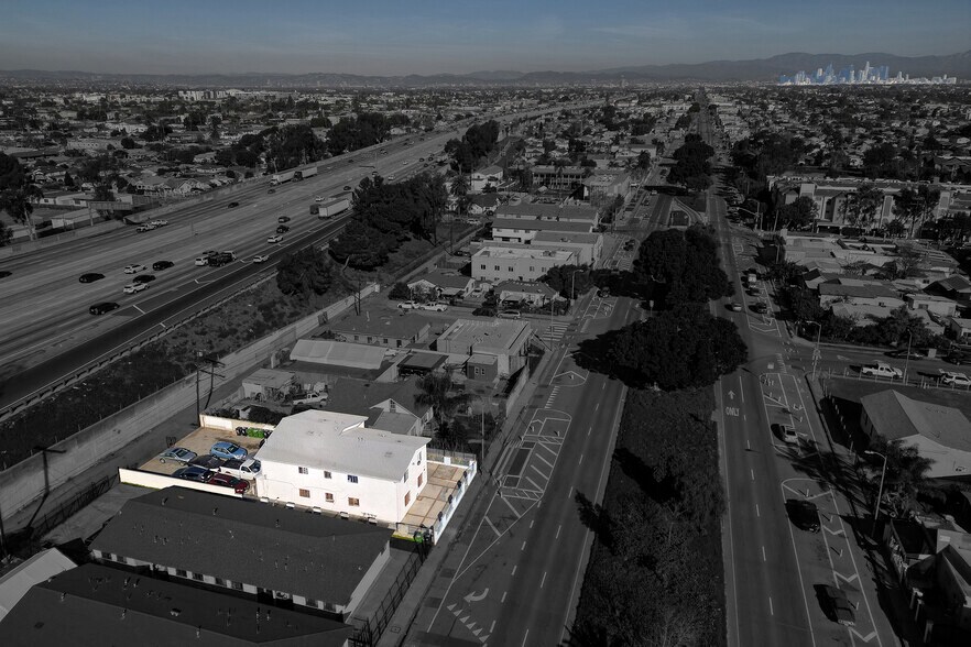 More Photos Of 9715 S Broadway, Los Angeles Multifamily For Sale