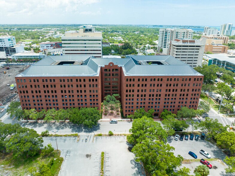 Primary Photo Of 1800 2nd St, Sarasota Office Residential For Lease