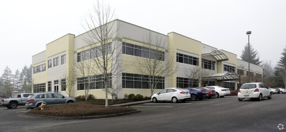 More Photos Of 4660 NE Belknap Ct, Hillsboro Office For Lease