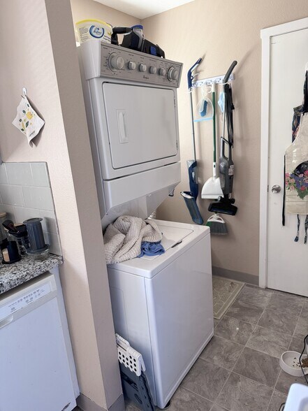 More Photos Of 3313 E 17th St, Vancouver Apartments For Sale