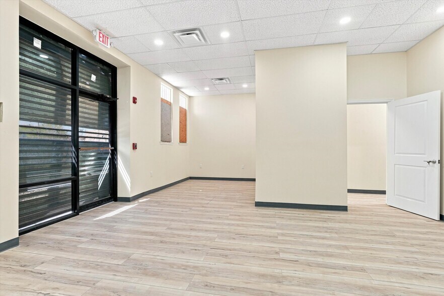 More Photos Of 119 E Lehigh Ave, Philadelphia Healthcare For Lease