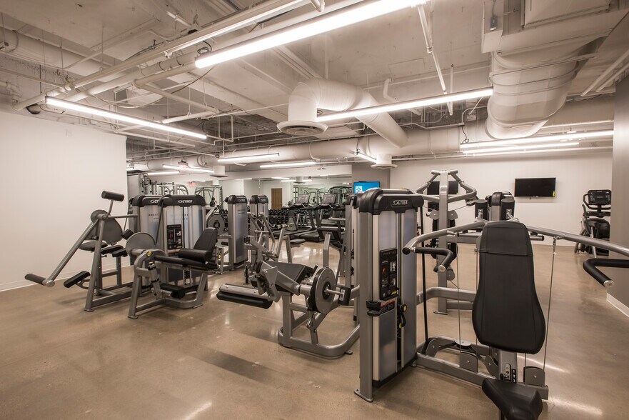 More Photos Of 101 N 1st Ave, Phoenix Office For Lease