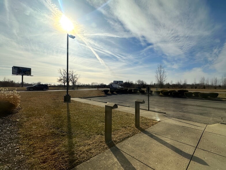 More Photos Of , Dayton Unknown For Sale