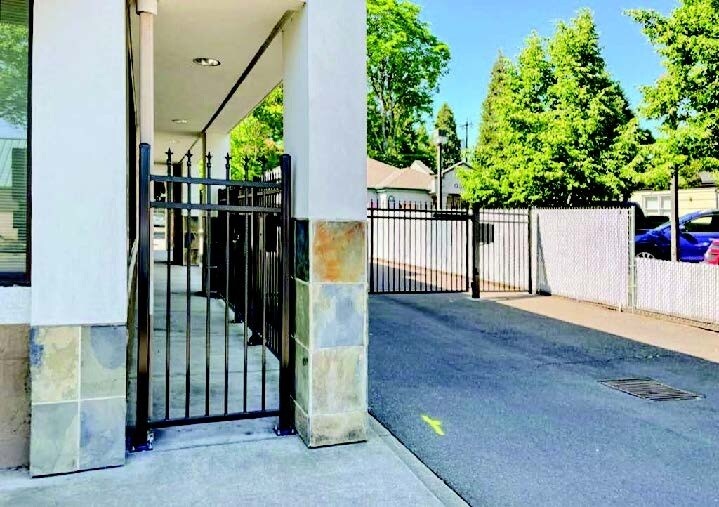 More Photos Of 1122 W 7th Ave, Eugene Office For Sale