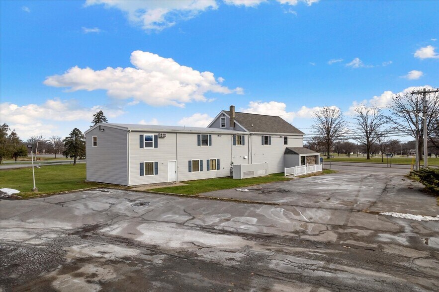 More Photos Of 1660 Champlin Ave, Utica Office Residential For Sale